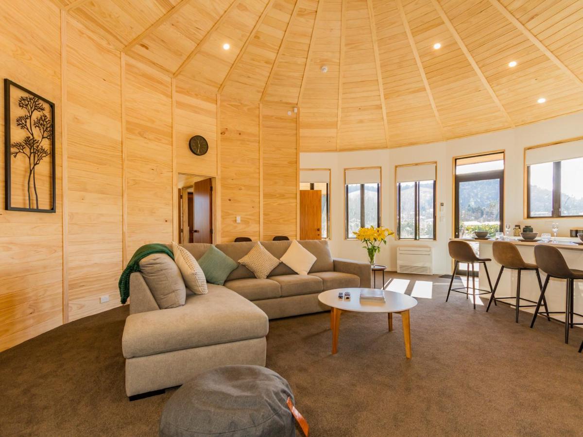 Heavenly Spa Views - Ohakune Holiday Home מראה חיצוני תמונה